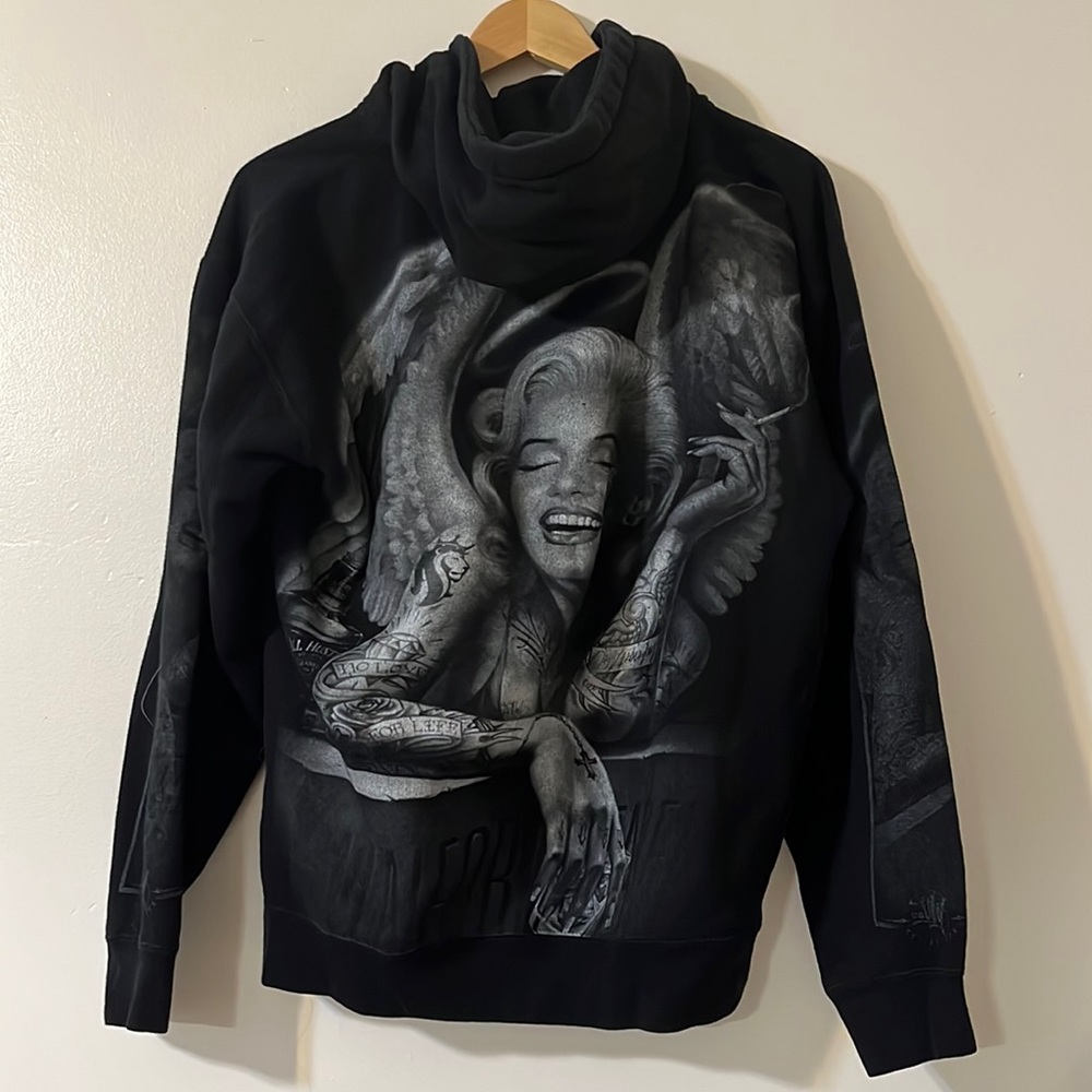 Size medium Marilyn Monroe thick zip up hoodie sweatshirt